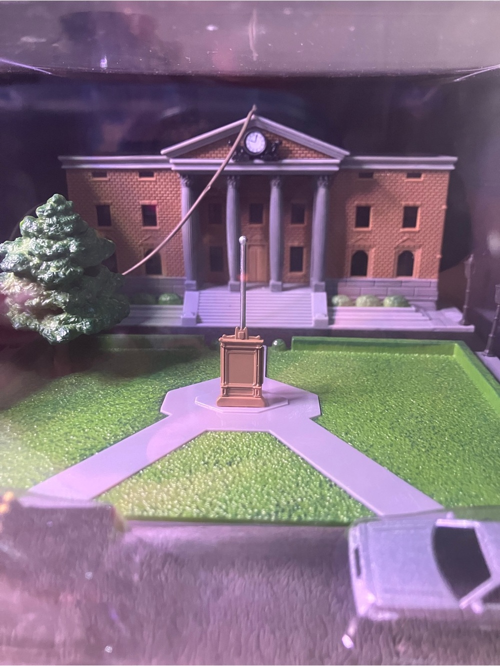 Back to the Future Hill Valley Courthouse Playset Mini Diorama - Brown & Green